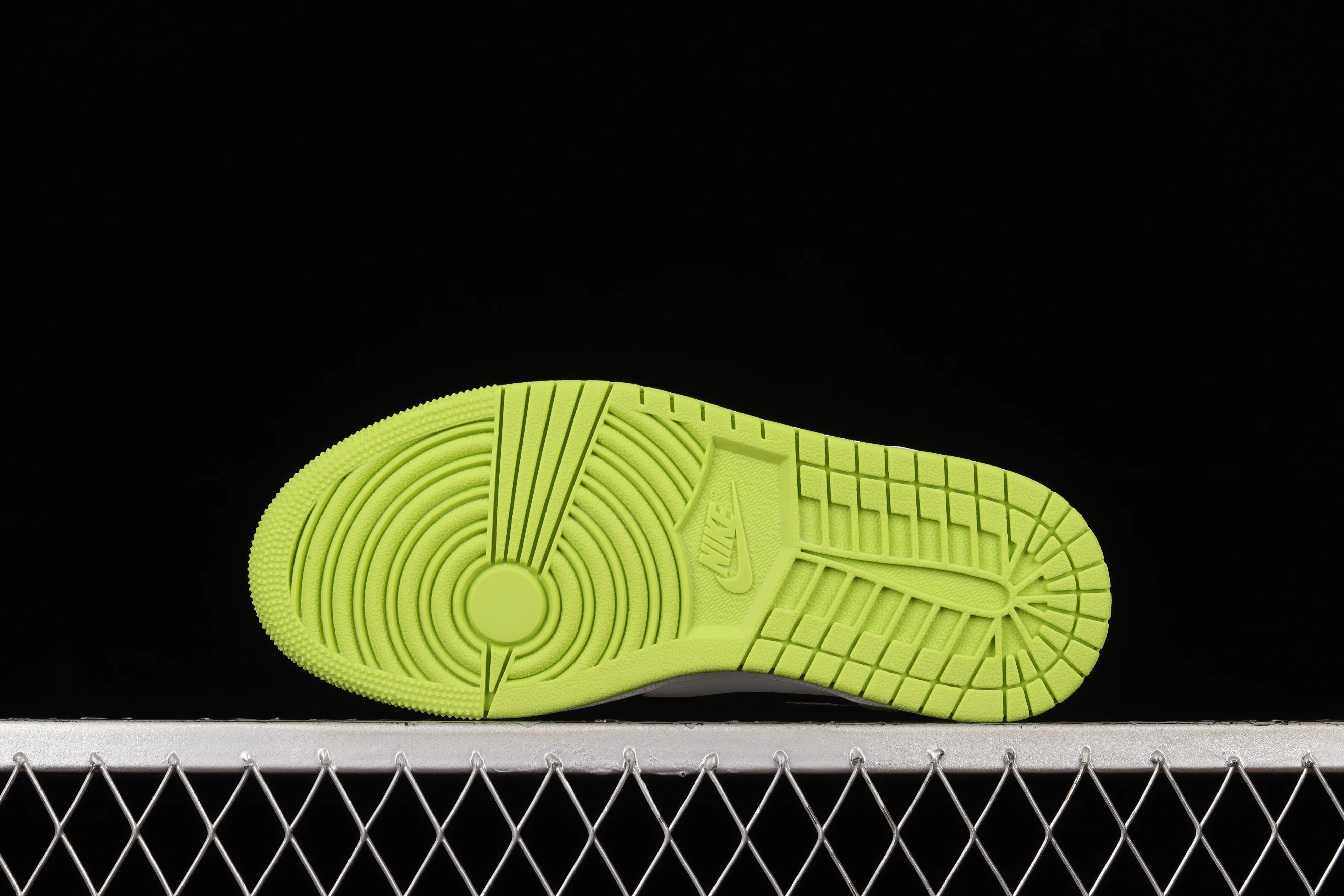 All categories Air Jordan Jordan series basketball shoes Air Jordan 1 Low Z version Air Jordan 1 Low AJ1 Joe 1 Green Snake Low-top cultural basketball shoes DX4446-301